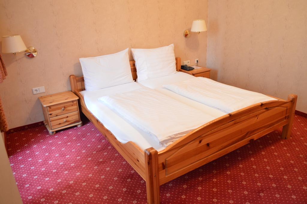 Hotel Pension Walzerstadt Вена Номер фото