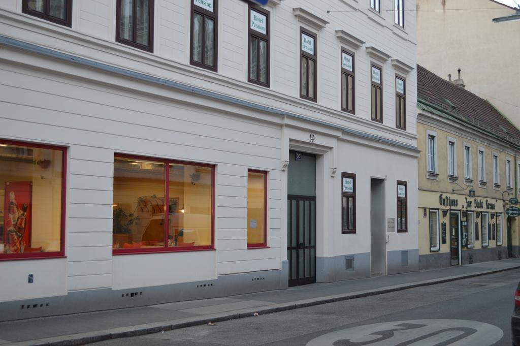 Hotel Pension Walzerstadt Вена Экстерьер фото